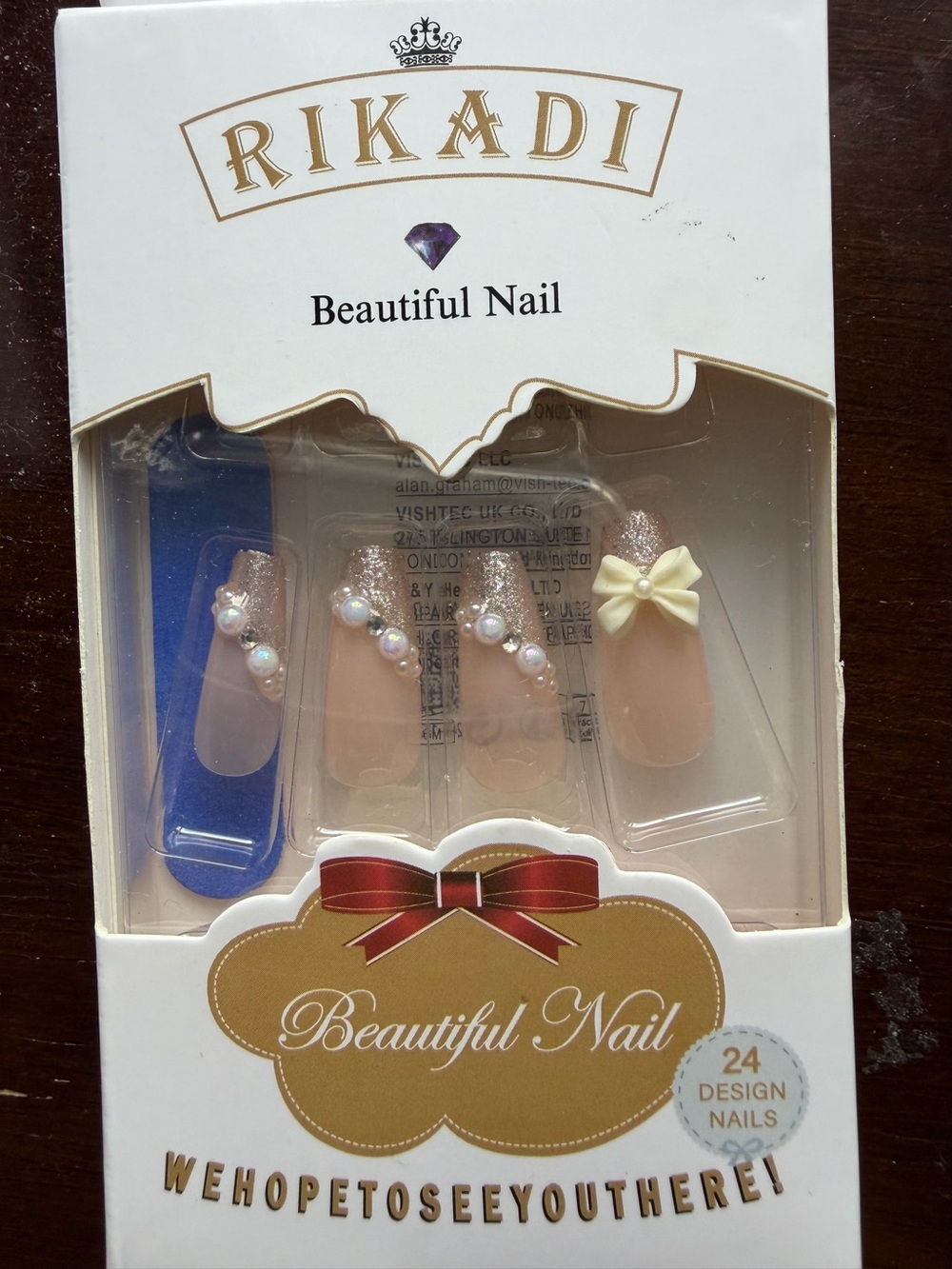 Beautiful Nail Press-On Set - Nude with Pearls & Bow